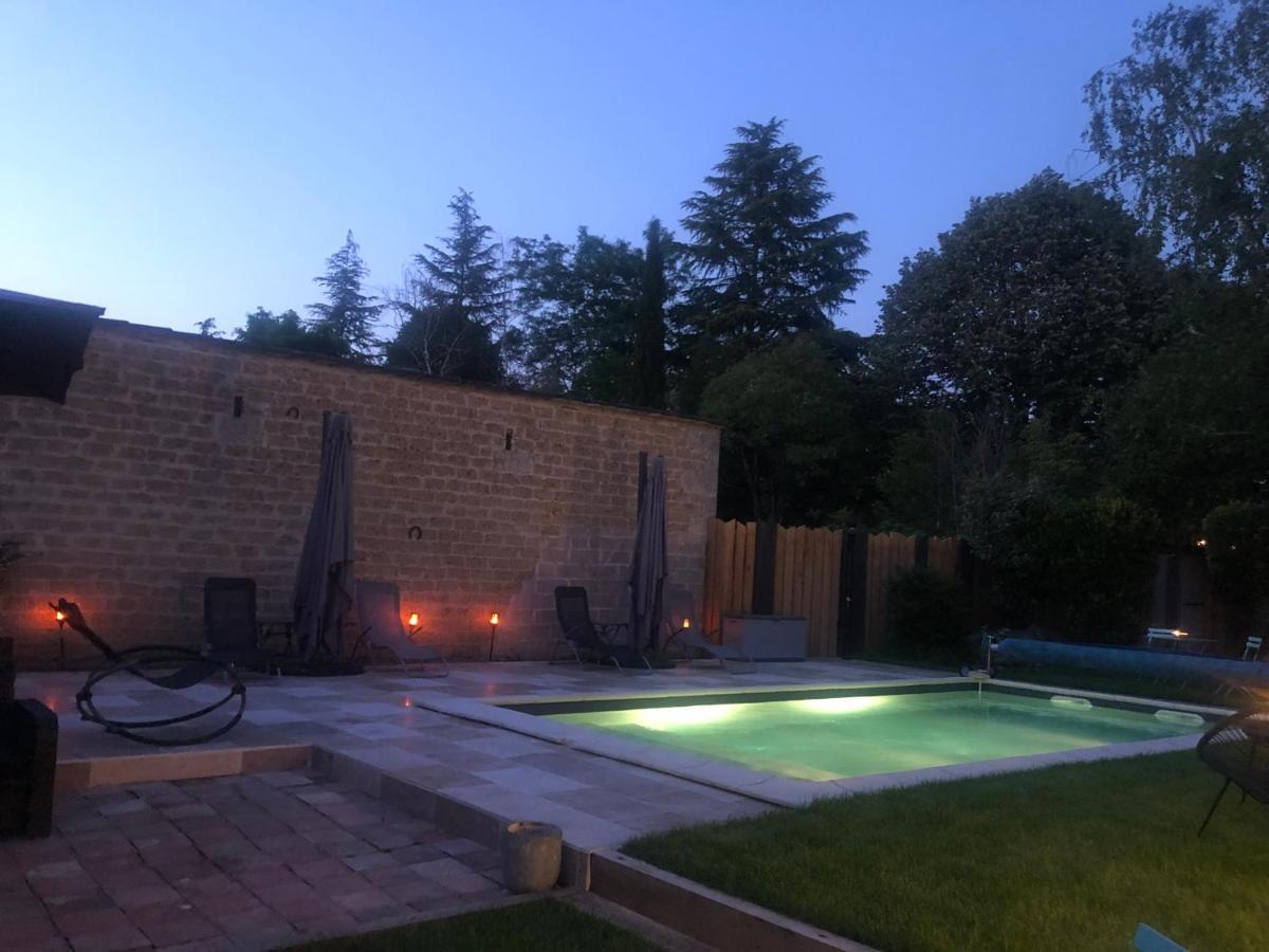 Le Numero 15 Saint-Seurin-sur-l'Isle Bagian luar foto