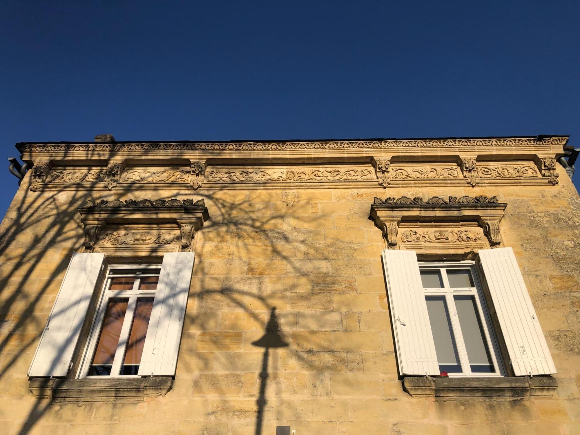 Le Numero 15 Saint-Seurin-sur-l'Isle Bagian luar foto